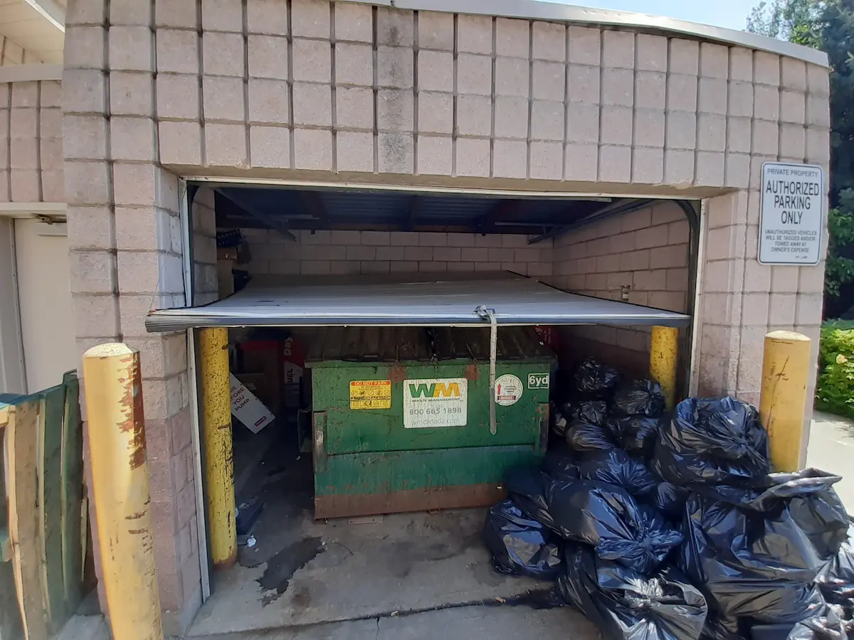 Emergency Garage Door Service in Toronto - MA Garage Doors